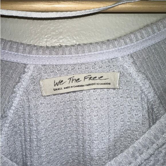 We The Free Santa Clara Thermal V-Neck Top Light Gray White Oversized Small - Picture 2 of 6